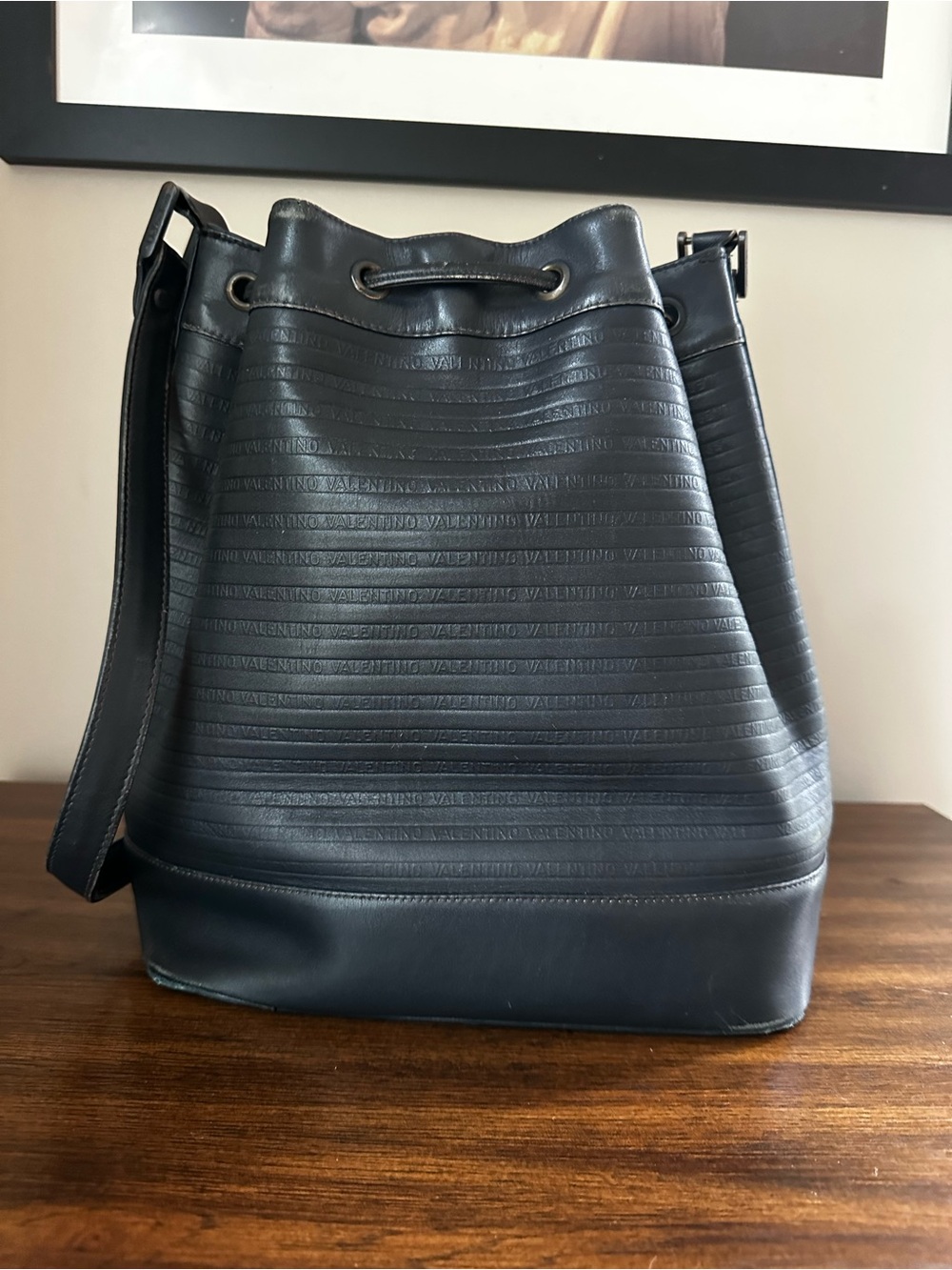Mario Valentino Signature Logo Bucket Bag - Picture 4 of 9